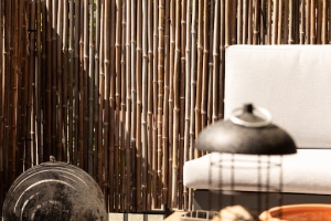 Primer plano de una terraza con cañizo