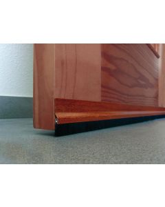 Burlete bajo puerta adhesivo cepillo 092cm aluminio sapeli burcasa 127500